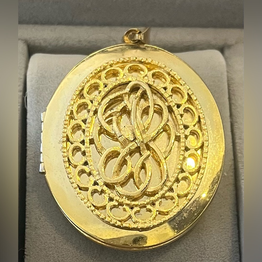 Elegant Gold Tone Locket Pendant